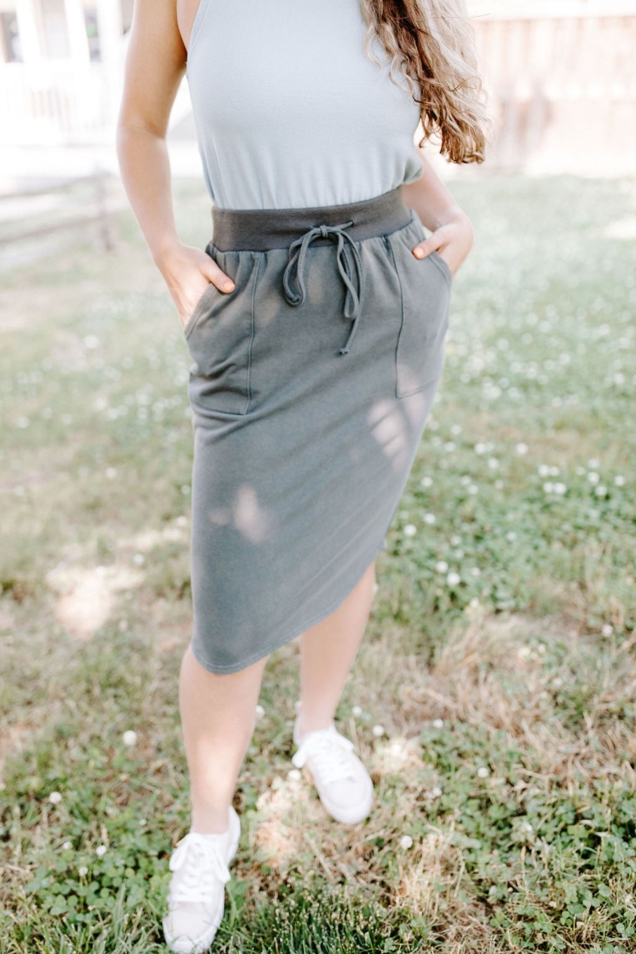 August Cloth Bottoms & Jumpsuits | Alisha Drawstring Skirt