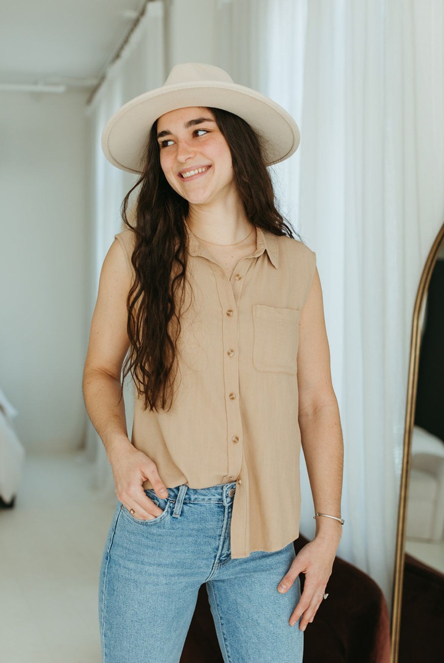 August Cloth Nursing | Lois Button Up Tank