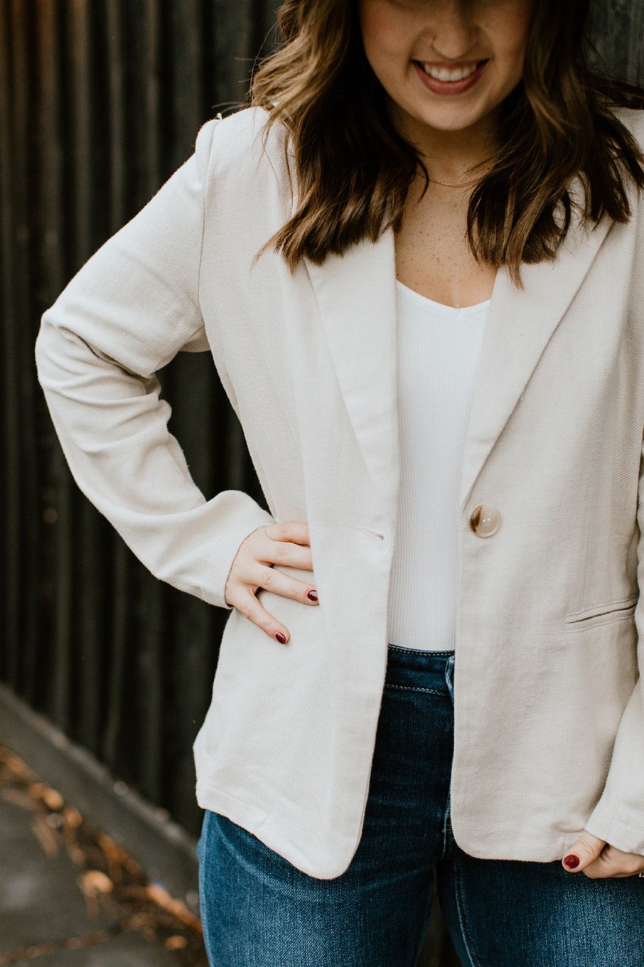 August Cloth Outerwear | Suzanne Linen Blazer