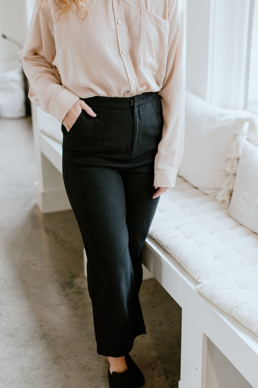 August Cloth Bottoms & Jumpsuits | Amy Cropped Pants