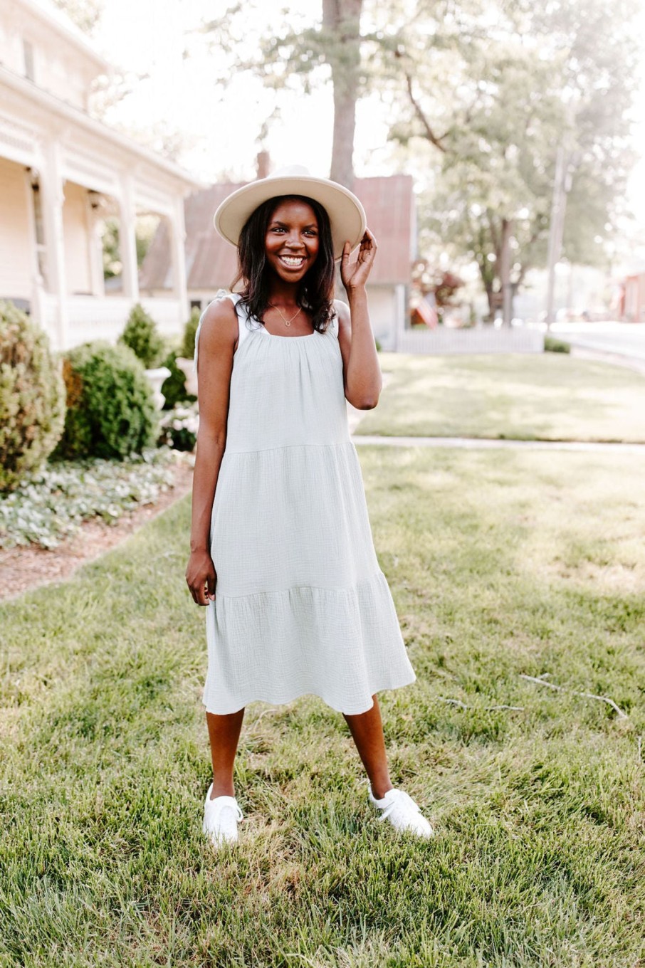 August Cloth Dresses | Mackenzie Midi Dress