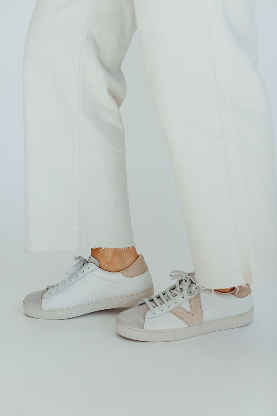 August Cloth Shoes | Valentina Sneaker